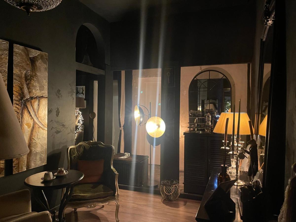 Les Chambres De Amelie B&B Bologna Exteriör bild
